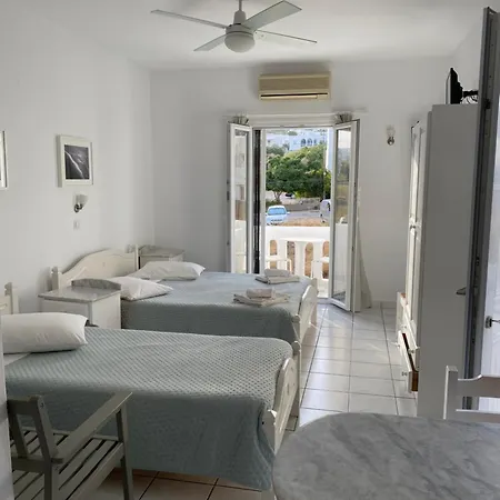 莫什拉一室公寓酒店 * Páros